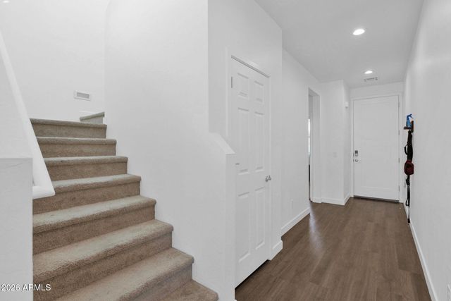 5814 S DAISY PATCH Place, Phoenix, AZ 85040