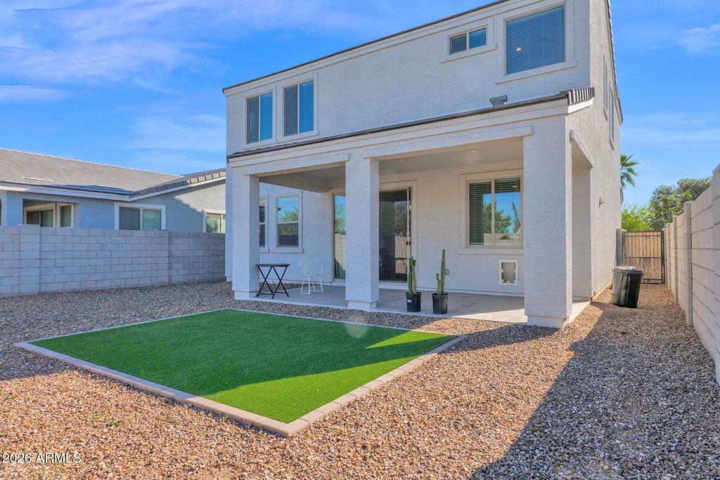 Image 34 of property listing at 5814 S DAISY PATCH Place, Phoenix, AZ 85040