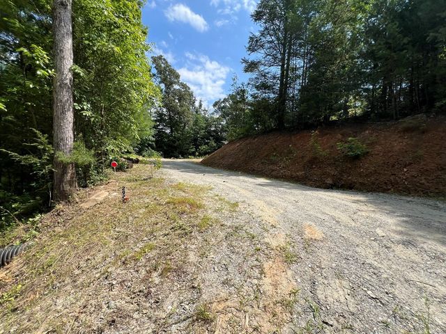 294 Pioneer Estates Road, Murphy, NC 28906