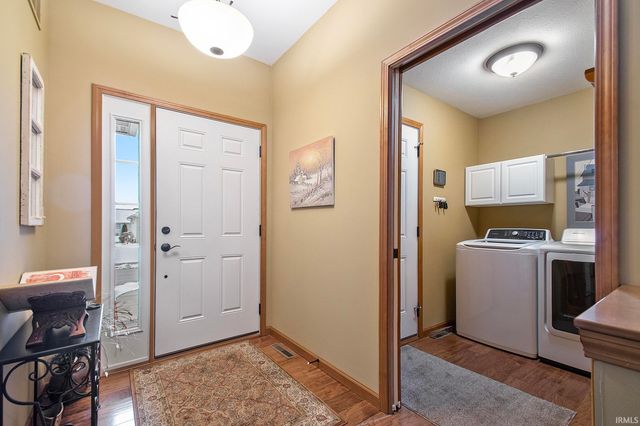 231 River Park Drive, Middlebury, IN 46540