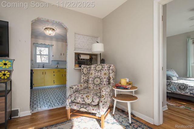 2718 Corey Street, Waterford Charter Township, MI 48328