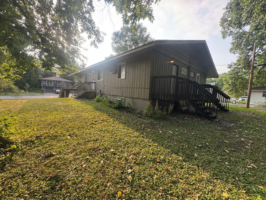 305 Jackson Avenue N, Hopkins, MN 55343 — photo 3