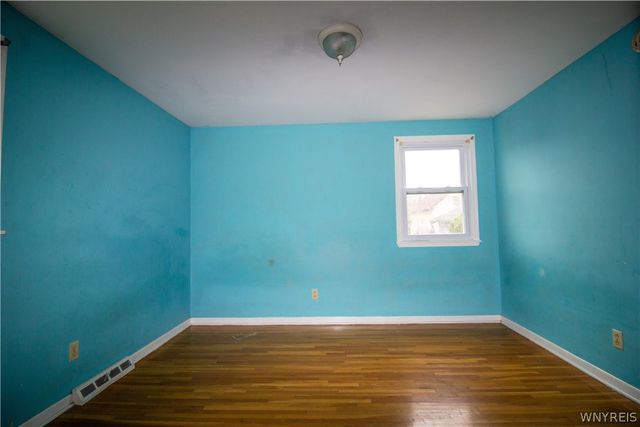 126 Grandview Avenue, Tonawanda, NY 14223