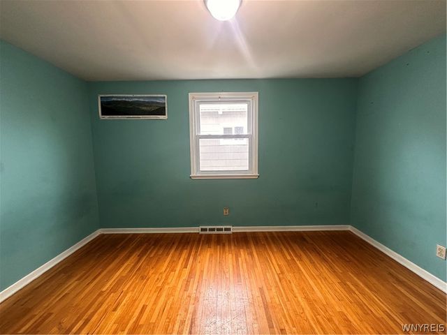 126 Grandview Avenue, Tonawanda, NY 14223