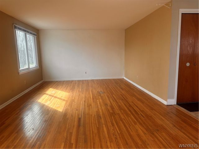 126 Grandview Avenue, Tonawanda, NY 14223