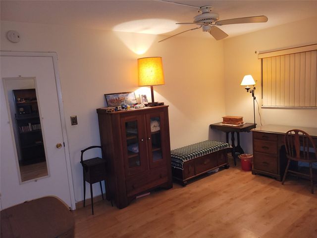 2050 NE 39th St W103, Lighthouse Point, FL 33064