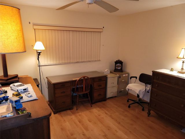 2050 NE 39th St W103, Lighthouse Point, FL 33064