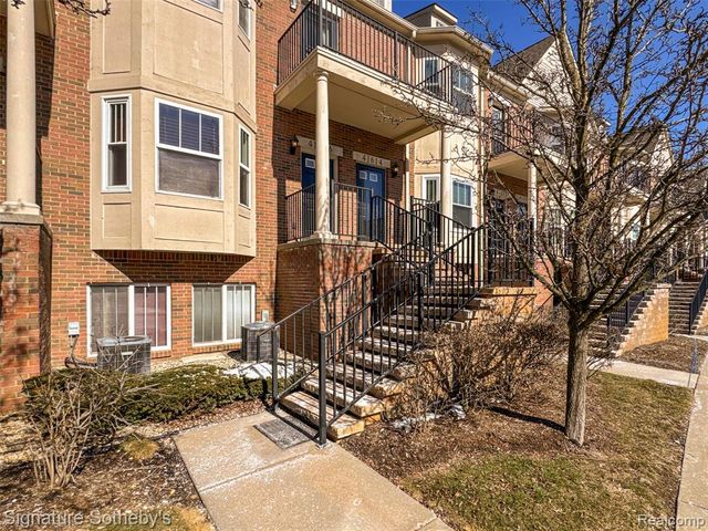 41614 Hamlet Lane 57, Novi, MI 48375
