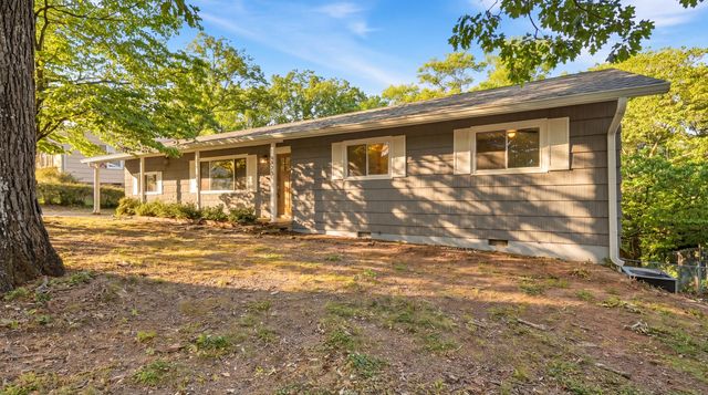 3925 Forest Highland Drive, Chattanooga, TN 37415