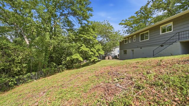 3925 Forest Highland Drive, Chattanooga, TN 37415
