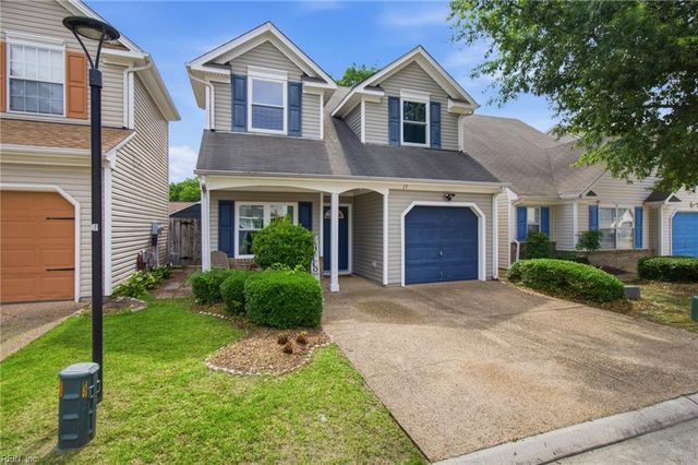 17 Camellia LN, Hampton, VA 23663