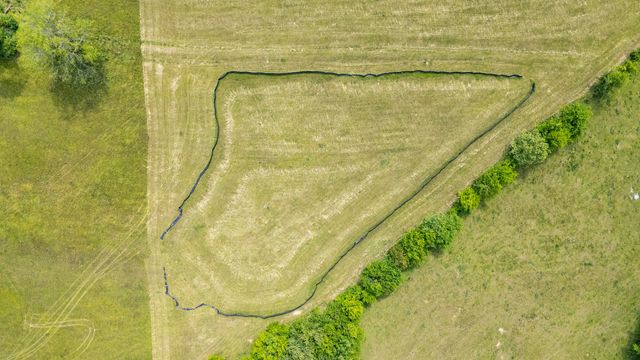 1924 Thompson Station Rd, W, Thompsons Station, TN 37179