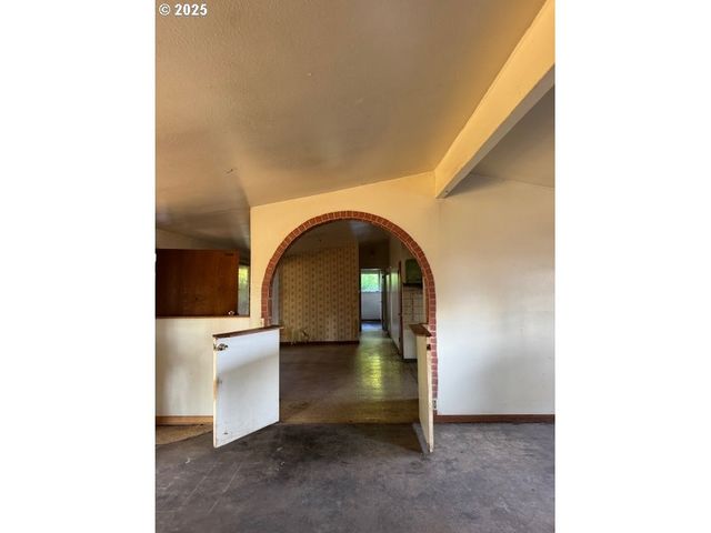1038 PRESIDENT St, Eugene, OR 97401