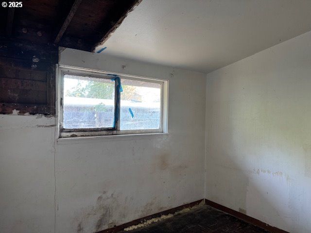 1038 PRESIDENT St, Eugene, OR 97401