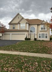 7390 Bittersweet Drive, Gurnee, IL 60031