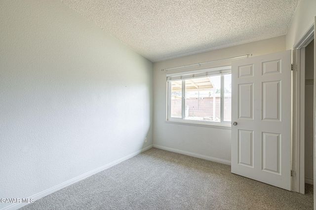 1156 W Avenue J14, Lancaster, CA 93534