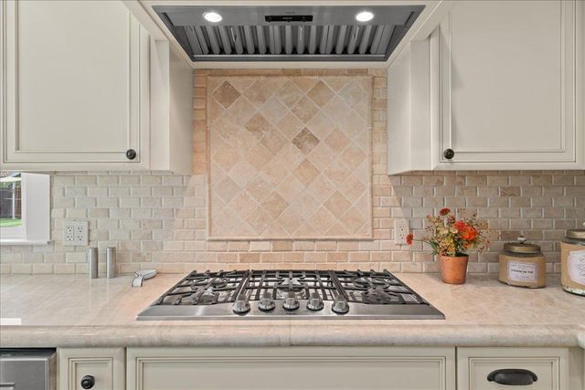 8720 W Fairoaks Rd, Tracy, CA 95304