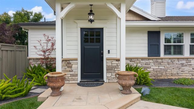 8720 W Fairoaks Rd, Tracy, CA 95304