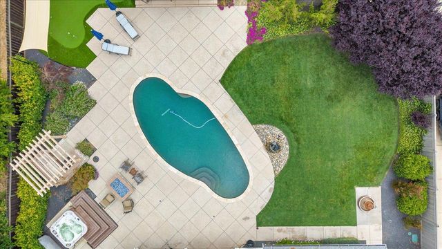 8720 W Fairoaks Rd, Tracy, CA 95304