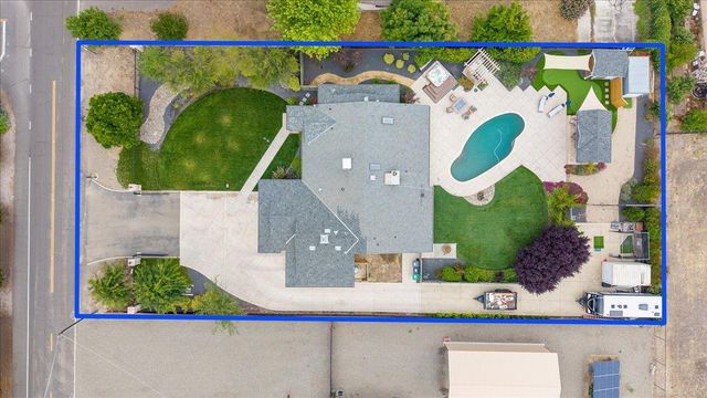 8720 W Fairoaks Rd, Tracy, CA 95304