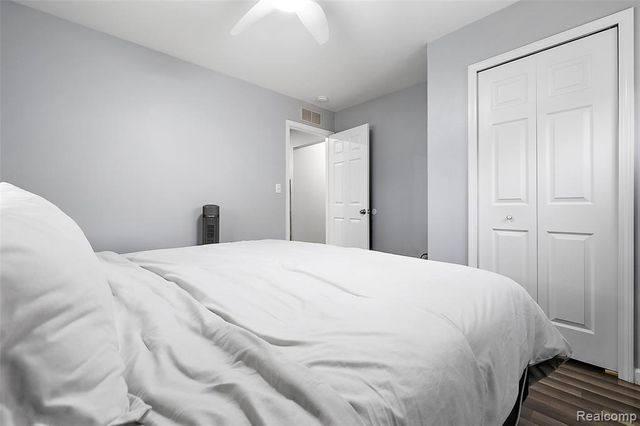 26406 Couzens Avenue, Madison Heights, MI 48071