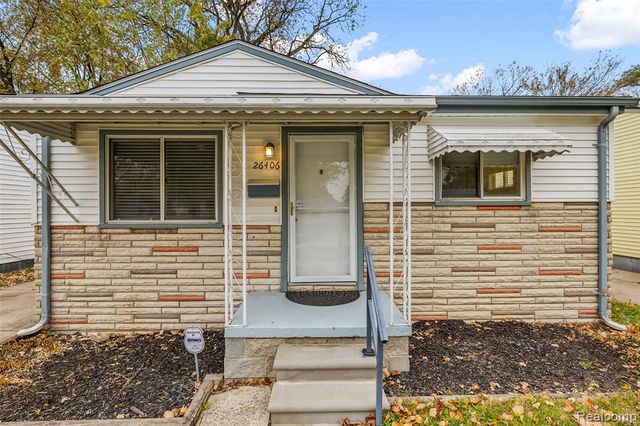 26406 Couzens Avenue, Madison Heights, MI 48071