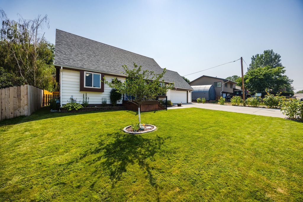 722 Dunnuck Street, Sheridan, WY 82801 photo 2