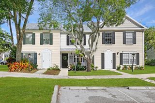 108 Old English Court, Jupiter, FL 33458