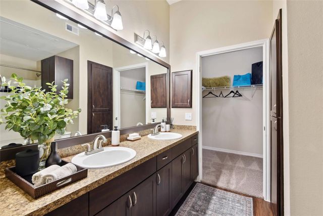 6607 Brodie Ln a1.521, Austin, TX 78745