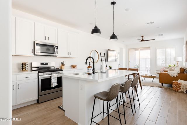 20860 W GRANADA Road, Buckeye, AZ 85396