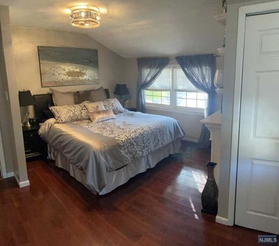 17 West Drive, Montvale, NJ 07645