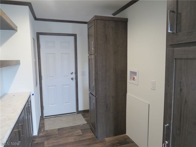 2663 Lake Breeze Drive, Madison, OH 44057