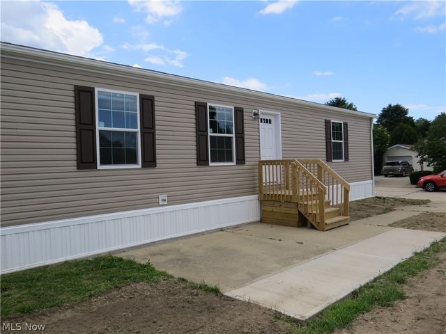 2663 Lake Breeze Drive, Madison, OH 44057