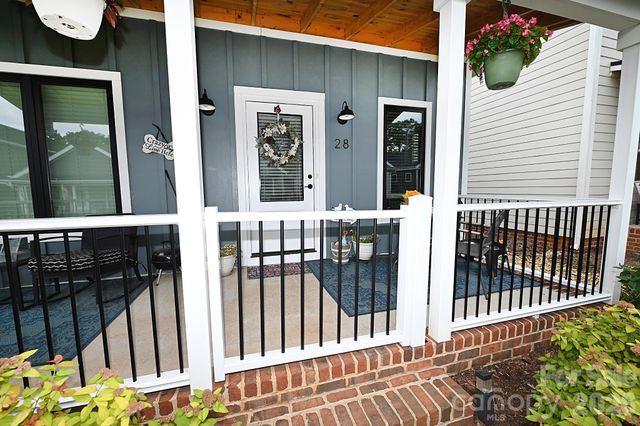 28 Cottage Court, Granite Falls, NC 28630