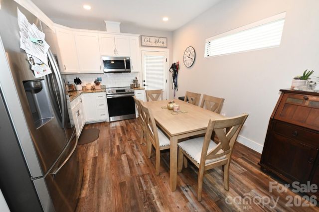 28 Cottage Court, Granite Falls, NC 28630