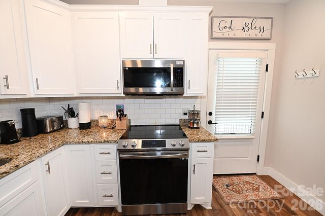 28 Cottage Court, Granite Falls, NC 28630