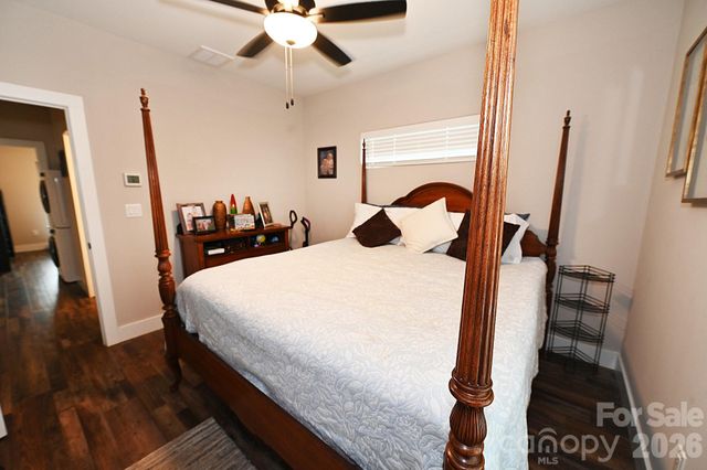 28 Cottage Court, Granite Falls, NC 28630
