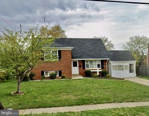 5818 CHANNING RD, Springfield, VA 22150