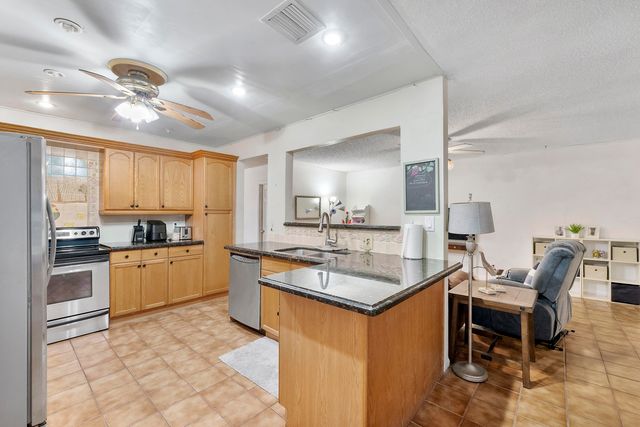 10601 NW 43rd Court, Coral Springs, FL 33065