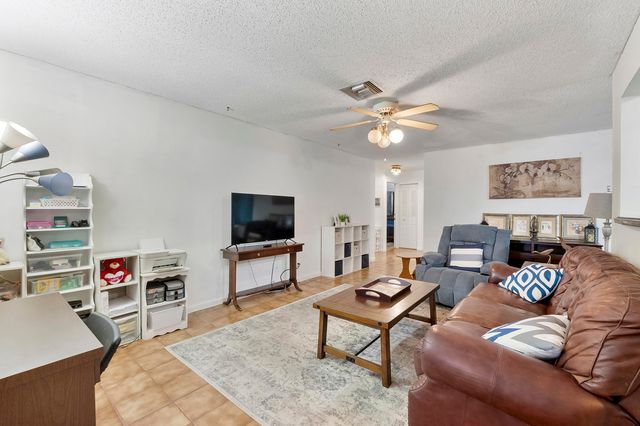 10601 NW 43rd Court, Coral Springs, FL 33065