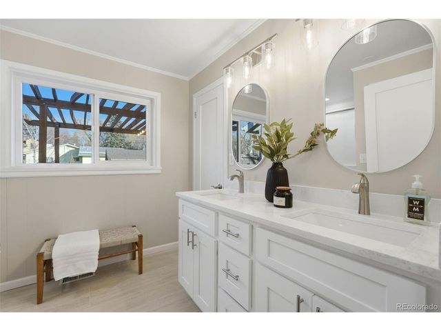 2794 S Clarkson St, Englewood, CO 80113