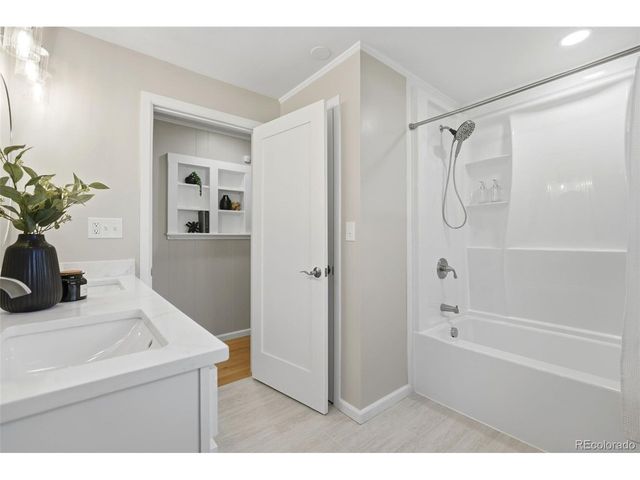 2794 S Clarkson St, Englewood, CO 80113