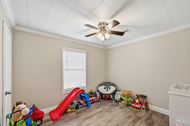 1912 Rayburn Avenue, Mesquite, TX 75149