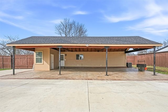 1912 Rayburn Avenue, Mesquite, TX 75149