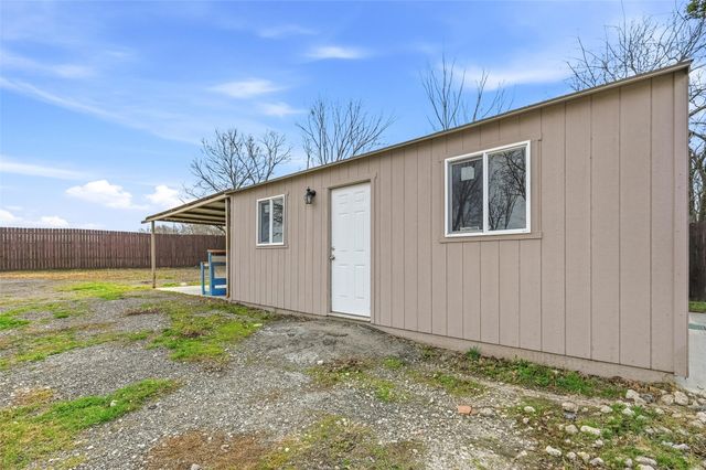 1912 Rayburn Avenue, Mesquite, TX 75149