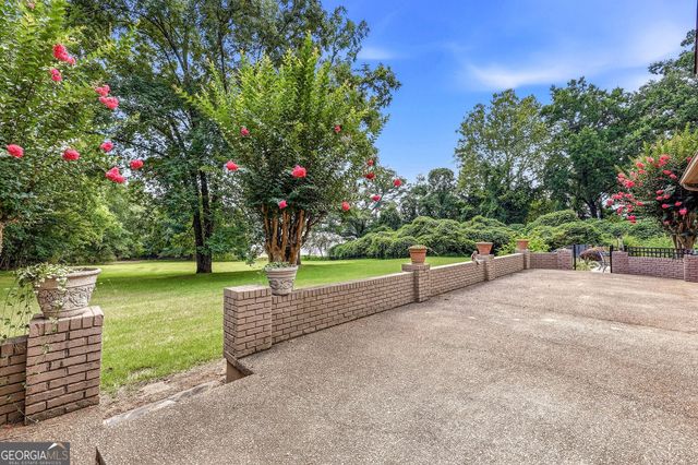 3421 Chestatee Road, Gainesville, GA 30506