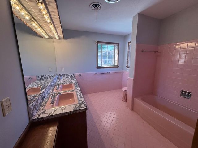 3601 NW 62nd Street, Oklahoma City, OK 73112