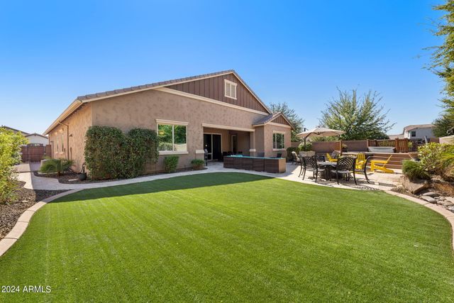 20416 E RAVEN Drive, Queen Creek, AZ 85142