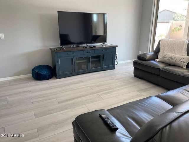 19987 W GLENROSA Avenue, Litchfield Park, AZ 85340