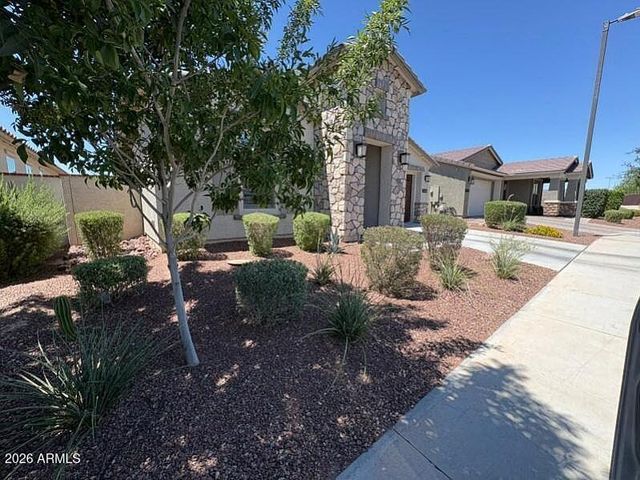 19987 W GLENROSA Avenue, Litchfield Park, AZ 85340